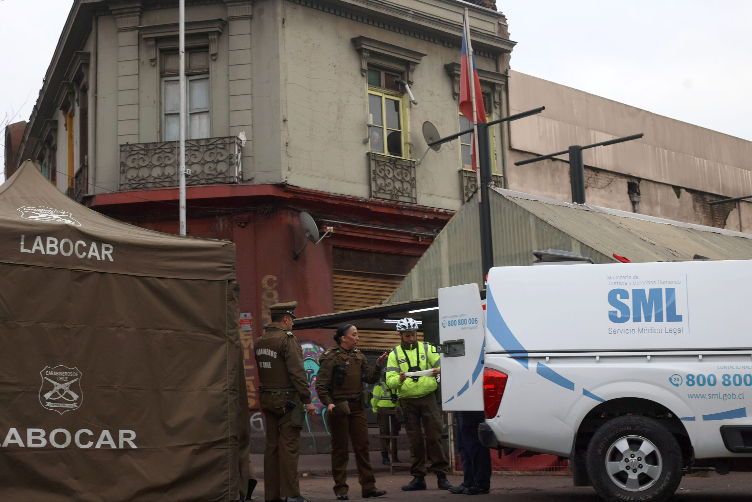 Carabineros investiga asesinato y homicidio frustrado en el sector De la Vega Central