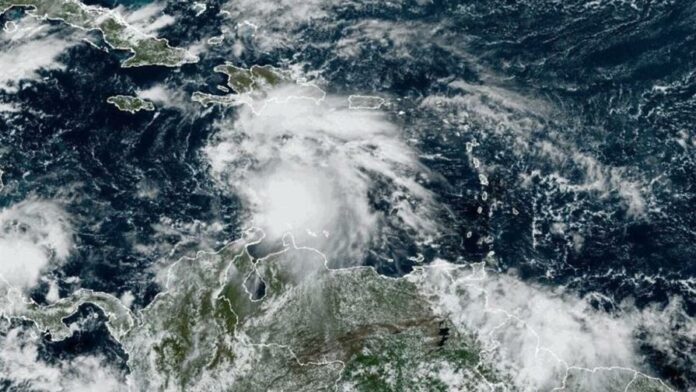 advierten-de-fuertes-lluvias-en-el-sur-de-haiti-por-tormenta-tropical-868d7d8d-focus-0-0-896-504