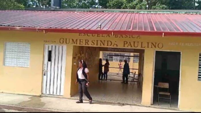 intoxicacion-en-escuela-basica-por-fumigacion-cerca-del-plantel-focus-0-0-896-504