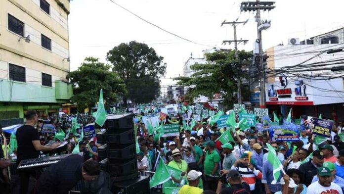 fuerza-del-pueblo-marcha-por-barrios-del-dn-c97297bb-focus-0-0-896-504