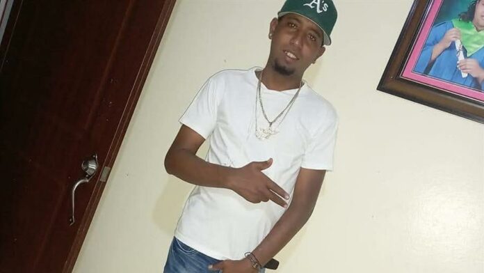 grupo-mata-a-joven-a-palos-y-cuchillas-por-rozar-su-motor-17d7f407-focus-0.21-0.73-896-504