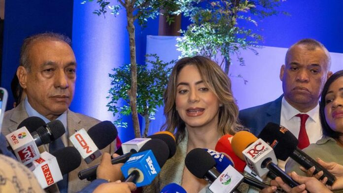 mas-de-4000-personas-se-han-certificado-como-cuidadores-de-adultos-5a68eb9f-focus-0.1-0.02-896-504