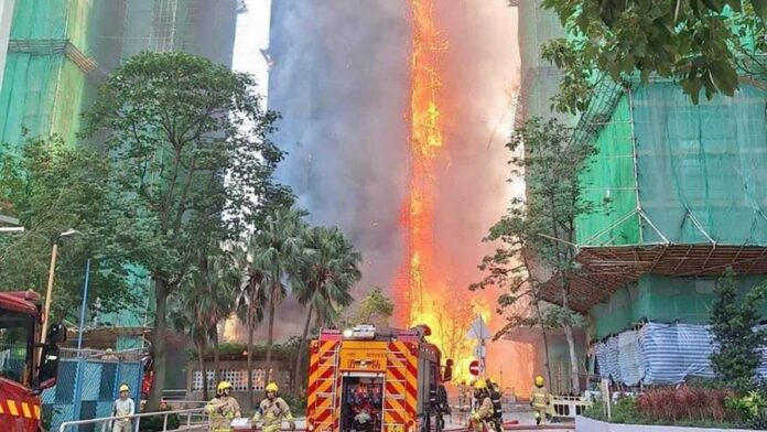 sube-a-36-el-numero-de-fallecidos-en-el-incendio-en-hong-kong-0cdb8f44-focus-0-0-896-504
