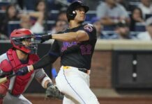 En cuatro ocasiones Juan Soto ha pedido permiso a los Mets para accionar con el Licey