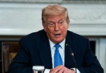 Motivos detrás de la revocación de 85,000 visas por la administración Trump