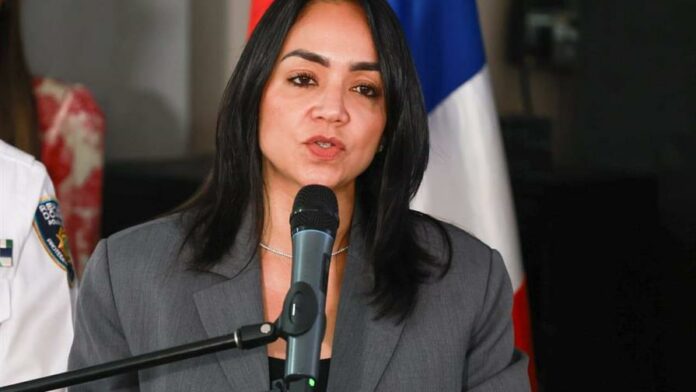 gobierno-flexibiliza-horarios-expendio-bebidas-alcoholicas-navidad-07c91bae-focus-0-0-896-504