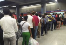 Falla en en línea 1 del metro provoca evacuación de pasajeros