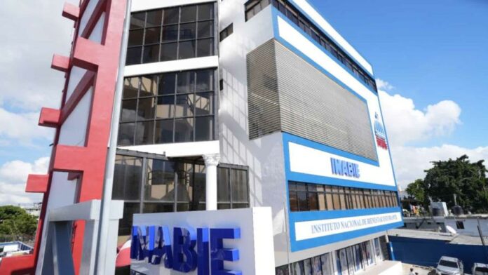 inabie-ha-entregado-el-58--de-los-kits-escolares-al-inicio-del-ano-6208a277-focus-0-0-896-504