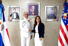 La Embajadora de EE. UU. se reúne con el presidente de la DNCD para reforzar cooperación antidrogas