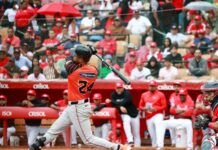 Los Toros del Este vencen a los Leones y empatan en la primera posición de la tabla