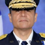 Abinader quita al director de la Policía y designa a Andrés Modesto Cruz Cruz en su lugar