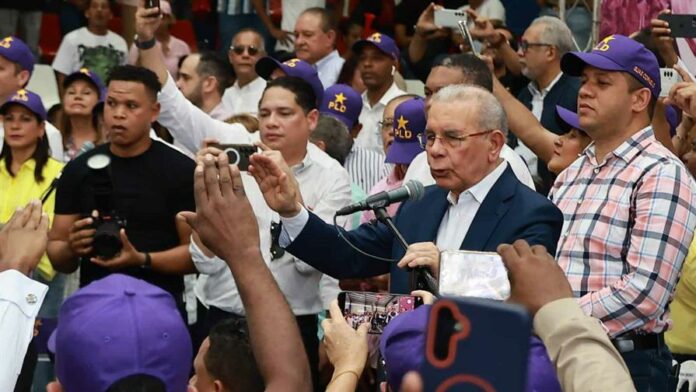 danilo-cierra-la-puerta-a-alianzas-que-no-lidere-el-pld-70863106-focus-0.3-0.3-896-504