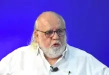 Danilo Medina cuestiona lentitud de obras ¿Saben por qué?