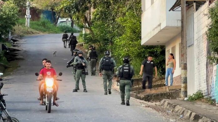 gustavo-petro-declara-estado-de-conmocion-en-colombia-focus-0-0-896-504