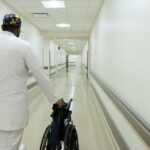 Hasta siete años de cárcel contra quienes agredan médicos o enfermeros, según proyecto de ley