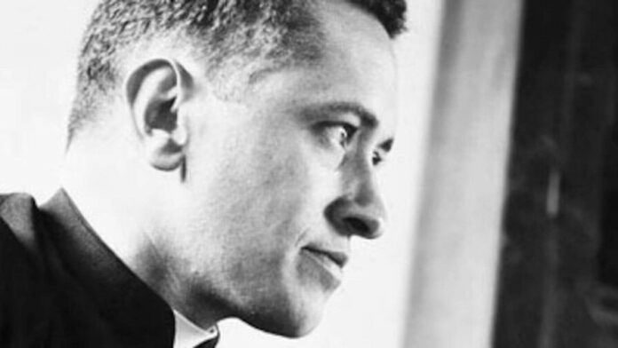 restos-de-camilo-torres-son-identificados-tras-busqueda-en-colombia-9507afb9-focus-0-0-896-504