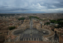 Vaticano confirma condena contra sacerdote argentino por abuso sexual contra un menor