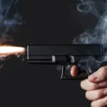 Tiroteo en Santiago: mueren dos hombres y un tercero queda herido tras presunto intento de asalto