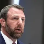 El Senado confirma a Markwayne Mullin al frente de Seguridad Nacional de EE.UU.