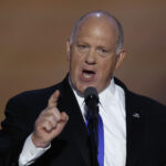 EEUU avisa que ICE seguirá en los aeropuertos hasta que vuelvan «100 % a la normalidad»