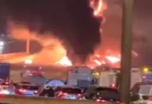 Explosión y fuerte incendio en la Embajada de EE.UU. en Arabia Saudita tras ataque de drones