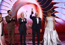 La algarabía por Martha Candela o Toño galáctico, los momentos desde la sala de Premios Soberano