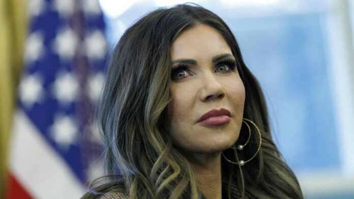 kristi-noem-eeuu-efe-d726e4eb7e6a46acfac008eaae0f6a98bd102b5bw-5a23de67-focus-0-0-896-504