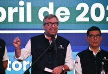 Dimite el jefe del órgano electoral de Perú tras irregularidades en elecciones del 12 de abril