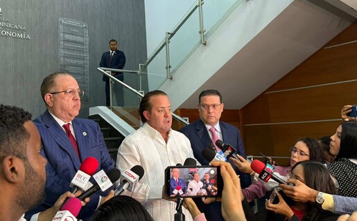 gobierno-anuncia-reuniones-con-danilo-y-leonel-para-consenso-nacional-769dba9b-focus-min0.03-min0.35-515-320