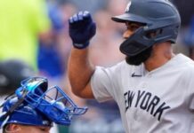 Dominicano Amed Rosario pega dos jonrones para los Yankees