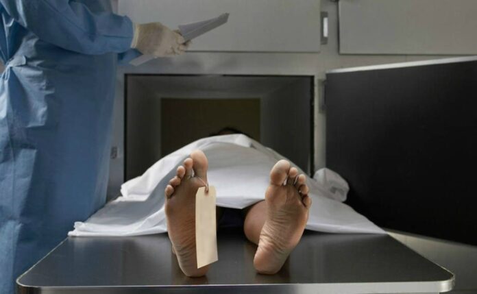 c8b61a2e-mujer_morgue-60be2ecb699dd
