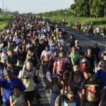 Un tercio de latinoamericanos quiere emigrar y la mitad rechaza la llegada de inmigrantes