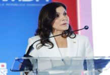 Embajadora de EE. UU. afirma que acuerdo sobre extranjeros deportados respetará soberanía dominicana