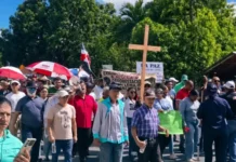 Comunitarios protestan en La Vega contra la deforestación en el Santo Cerro