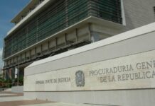 desde usar habitaciones para cirugías estéticas hasta vender medicamentos donados