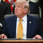 Trump propone subir en 570 dólares las tarifas para obtener la ciudadanía de EE.UU.