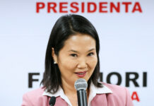 Keiko Fujimori será presidenta por 49,641 votos más que Sánchez, según escrutinio