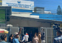 Actúan en Santiago contra red estafaba pacientes con cáncer