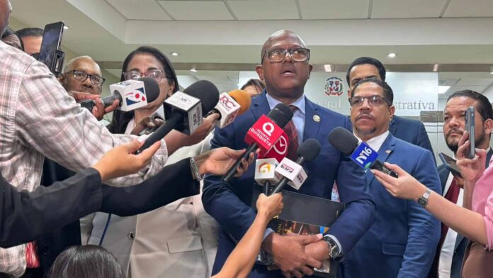 medicos-alertan-impacto-del-nuevo-codigo-penal-en-su-ejercicio-cd8b09d9