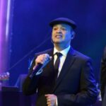 El equipo de cantante Alex Bueno solicita oraciones por su salud y recuperación