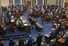 El Senado de EEUU vota a favor de detener la guerra contra Irán