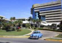Gobierno cubano reconoce salida de cadenas hoteleras por presión de EE.UU.
