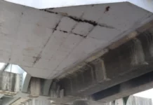 Se desprende una placa en estación del Metro de Santo Domingo en Villa Mella