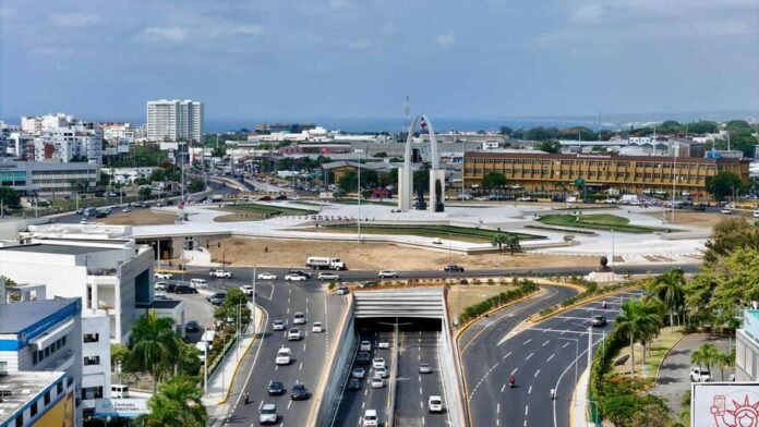 tunel-de-la-plaza-de-la-bandera-entre-fluidez-y-adaptacion-ceaf4e7b-focus-0-0-896-504