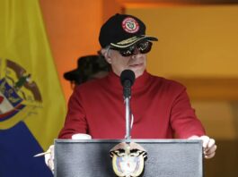 Petro alerta sobre «explosivos” posesión Espriella