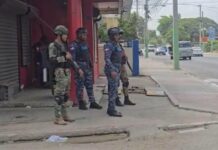 Extienden por 24 horas más el paro en Navarrete