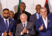 Luis Abinader se consolida en quinto lugar entre dieciocho presidentes
