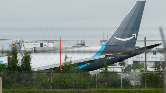 al-menos-cinco-muertos-en-accidente-de-avion-de-amazon-e4c3d9eb-focus-0-0-896-504