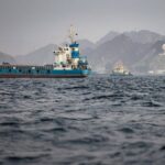 Irán advierte a navieras de restricciones por transitar por rutas no autorizadas en Ormuz