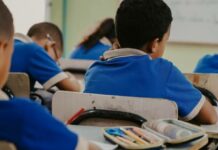PISA alerta sobre una caída histórica del rendimiento escolar: estas son las tres áreas más afectadas